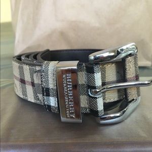 Burberry belt